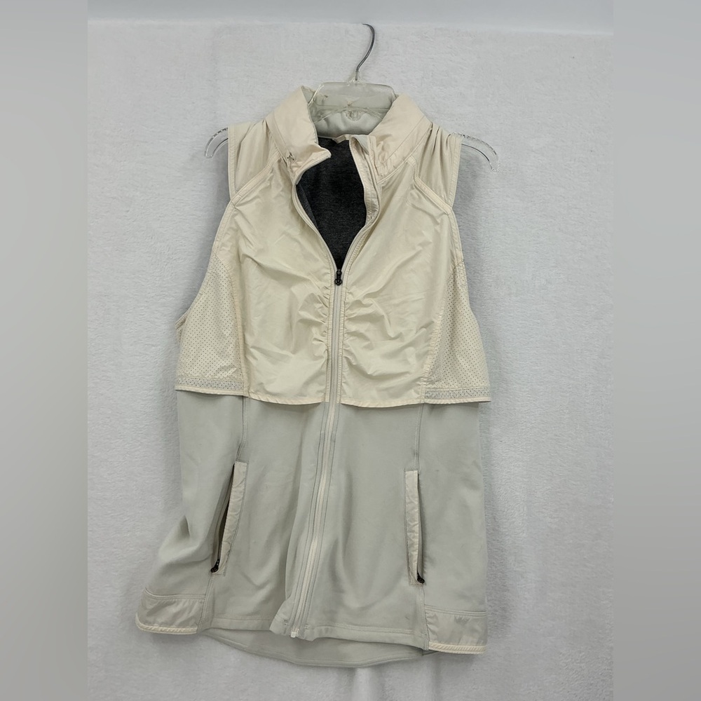 Lululemon Athletica Ivory Sleeveless Vest A537